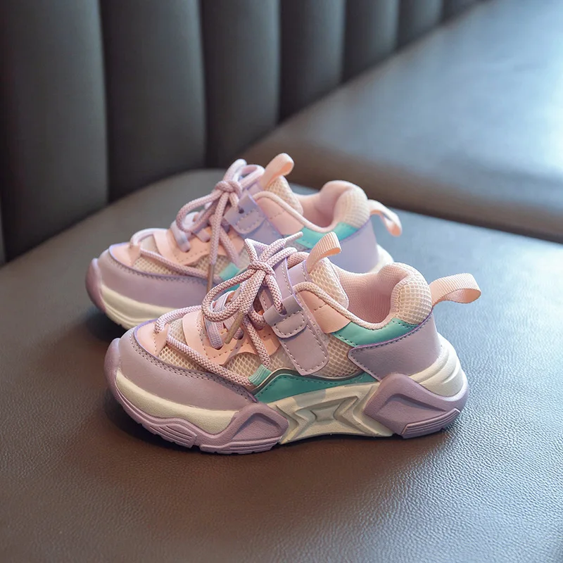 Рисунок 4 - Дышащие кроссовки для мальчиков