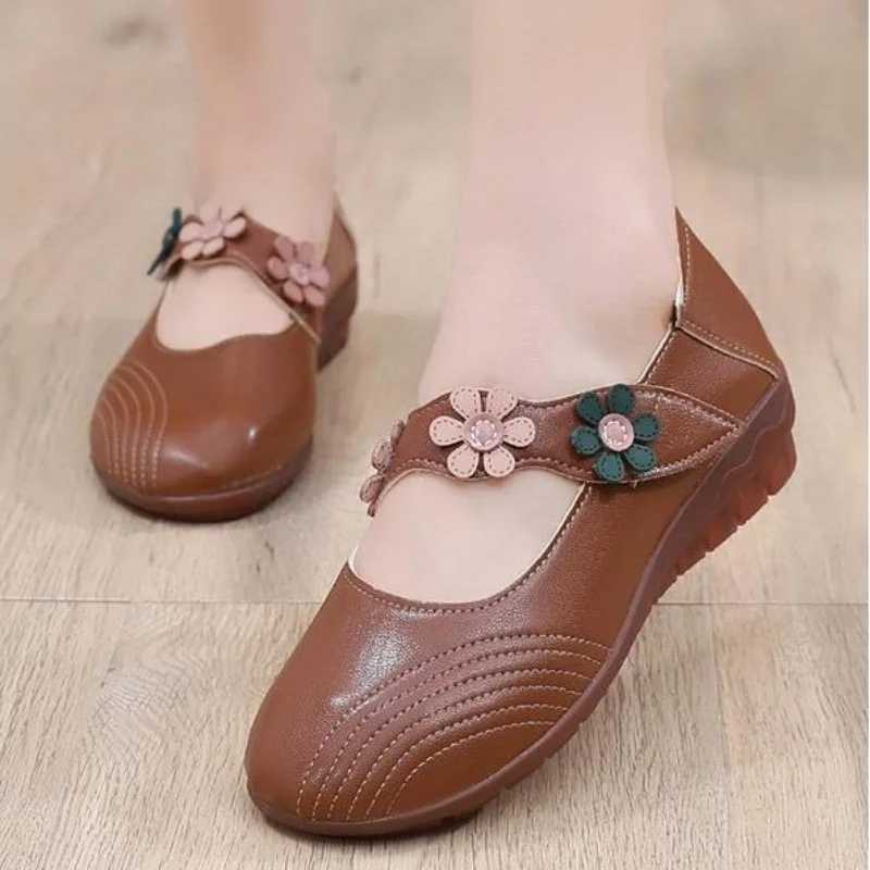 

Fashion Single Shoes Autumn Pointy New Women Fashion Hollow Breathable Shallow Flat Shoes Female Casual Comfortable Single Shoes