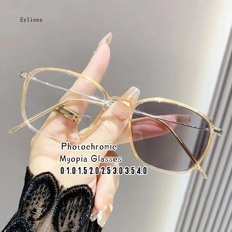 Фотохромные очки для близорукости Vintage Square Frame