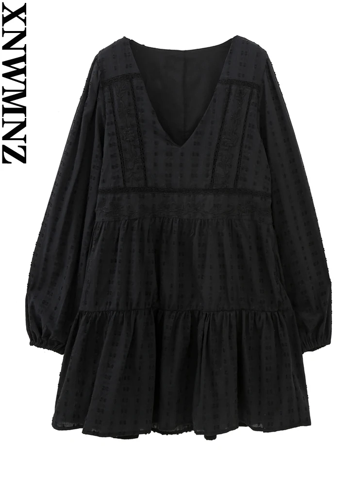 

XNWMNZ 2023 Women Fashion Lace Trim Short Dress Woman Vintage V-neck Long Sleeve Cutwork Embroidery. Female Chic Dresses