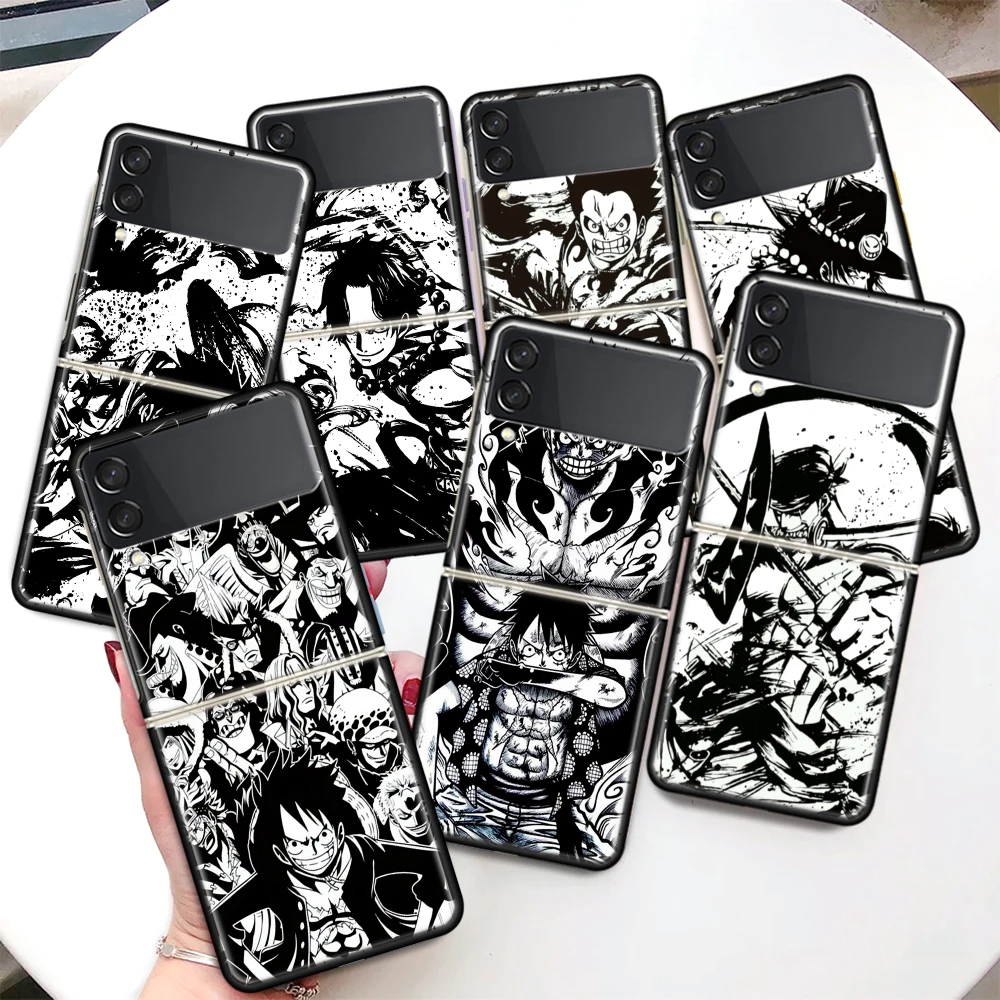 

One Piece Black White Anime Coque Phone Case For Samsung Galaxy Z Flip 3 5G Black Hard Cover ZFlip 3 Luxury Shockproof Bumper Fu