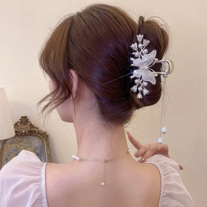 

Retro Large Bell Orchid Butterfly Fringe Hair Clip Female Large Ponytail Braid Crab Claw Clip Elegant Girl Headdress Gift
