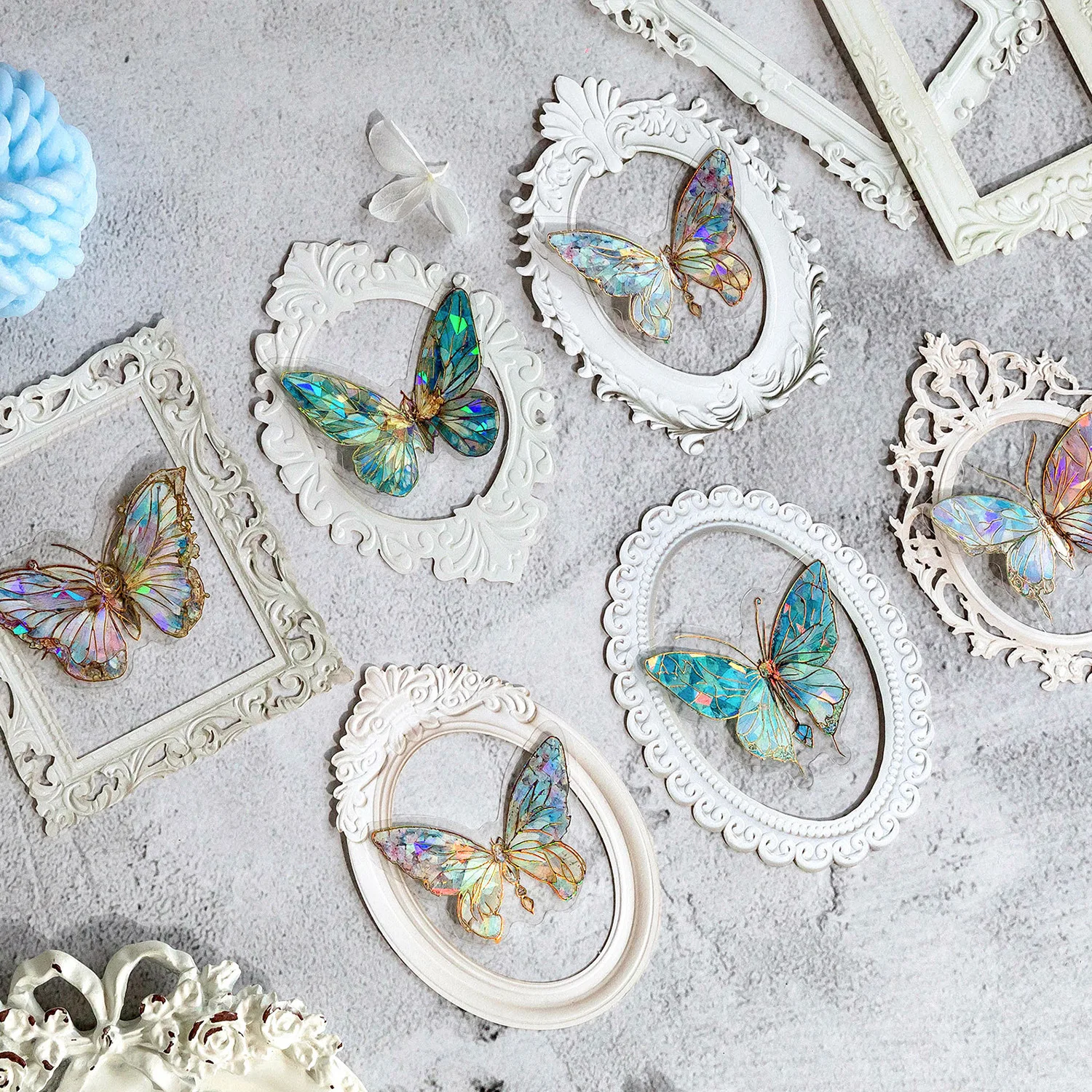 

5 pcs Relief retro frame hollow-out square round shape picture frame gorgeous relief hand tent DIY decorative collage material