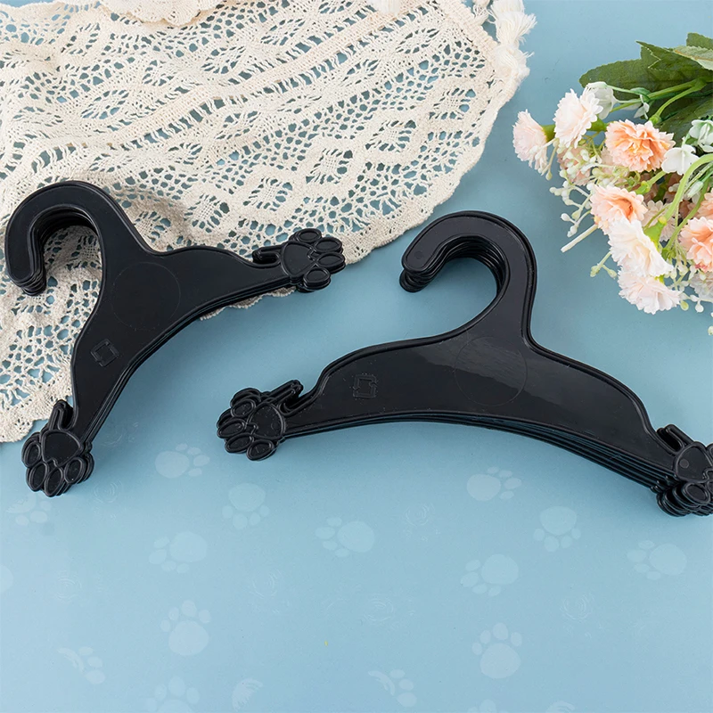 

5Pcs Plastic Pet Dog Puppy Cat Clothes Clothing Rack Hanger Dog Product Accessories