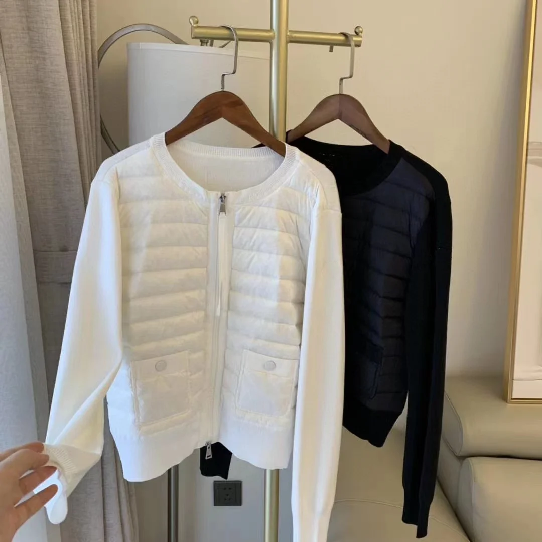 

2022 Woman Autumn Winter Knitting Down Jacket Splicing Coat White Duck Down Fine Wool Knitting Round Neck Zipper Casual Fashion