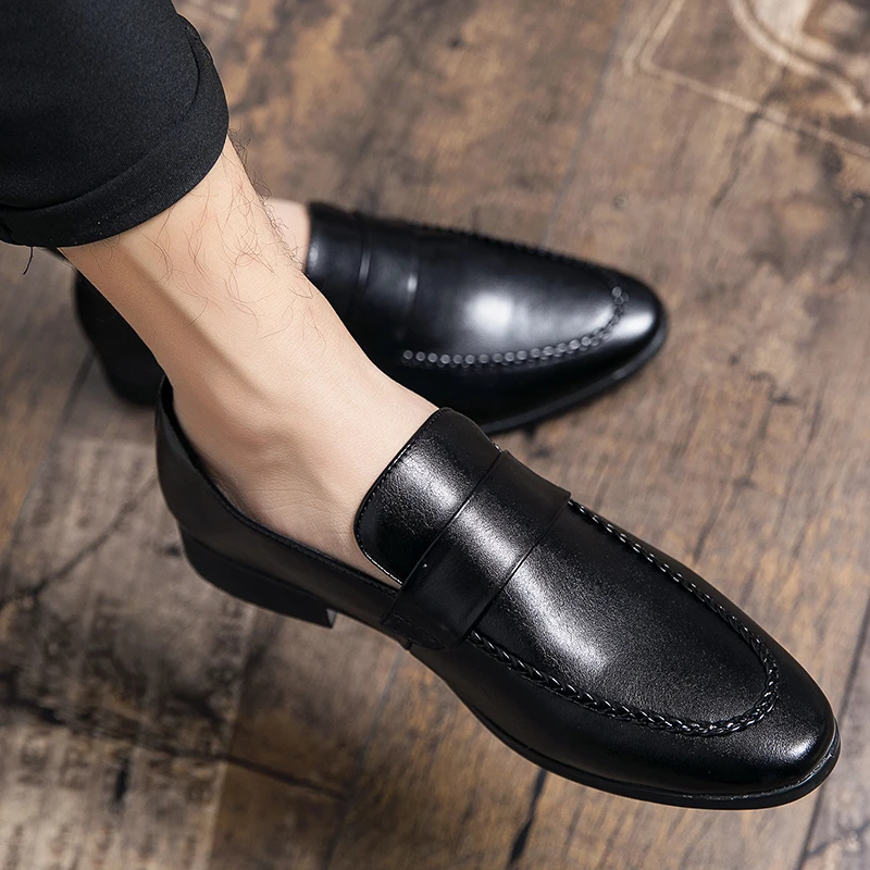 

2023 Luxury Brand Penny Loafers Men Casual Shoes Slip On Leather Office Business Dress Shoes Brogue Carving Loafer Driving Shoes