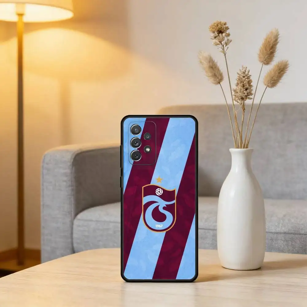 Фото Чехол для телефона T-Turkey T-Trabzonspor из мягкого силикона черного цвета для Samsung Galaxy A73, A72, A71, A70, A53, A52, A51 №2