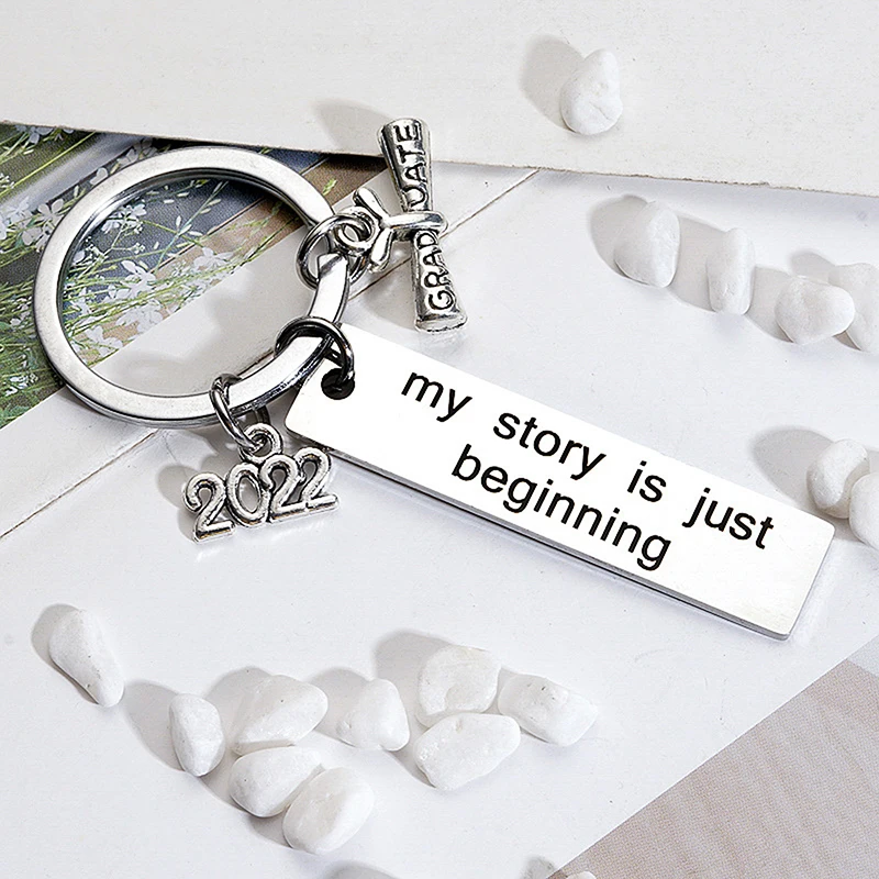 Брелок с надписью my story is just Start подарок для студентов на выпускной забавный 2022 |