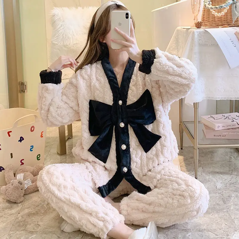 

Women Coral Fleece Pajama Sets Big Bow Sweet Buttons V-neck Long Sleeve Flannel Sleepwear Soft Thicken Warm Pyjamas Student Cute