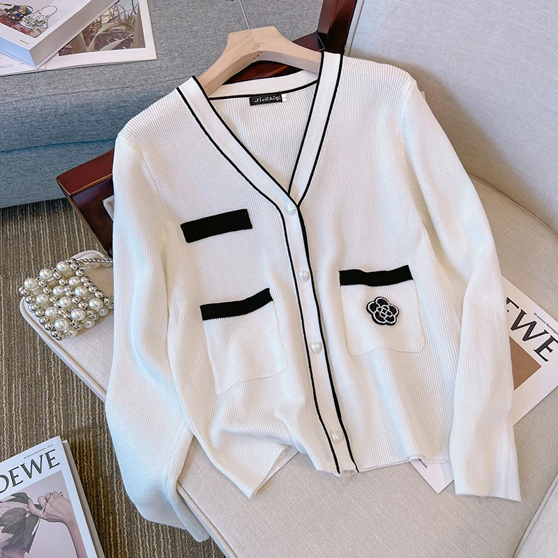 

M-4XL Autumn Cardigan Women Basic Long Sleeve V Neck Sweater Couple Flower Embroidery Tops Loose Solid Coat Knitting Cardigans