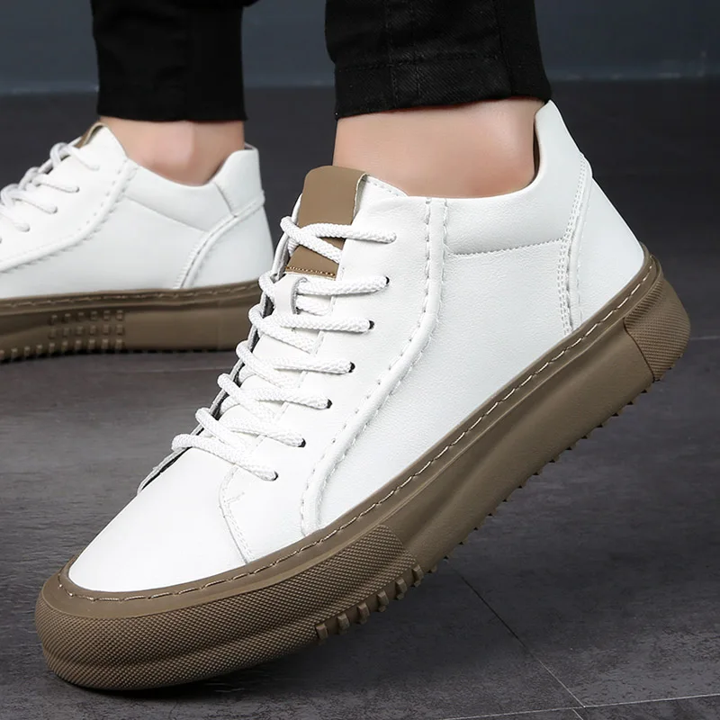 Fashion Men's Golf Shoes New Travel Sports Shoes Grass Non-Slip Walking Sports Shoes Outdoor Golf Training Fitness Shoes