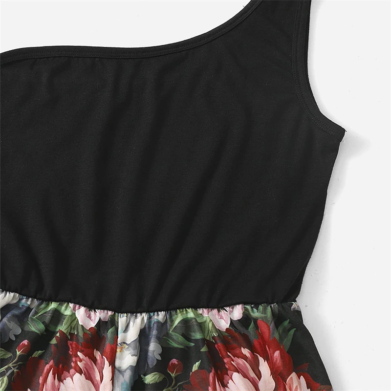 Летние Семейные одинаковые наряды цельное платье для мамы и дочки одежда ребенка