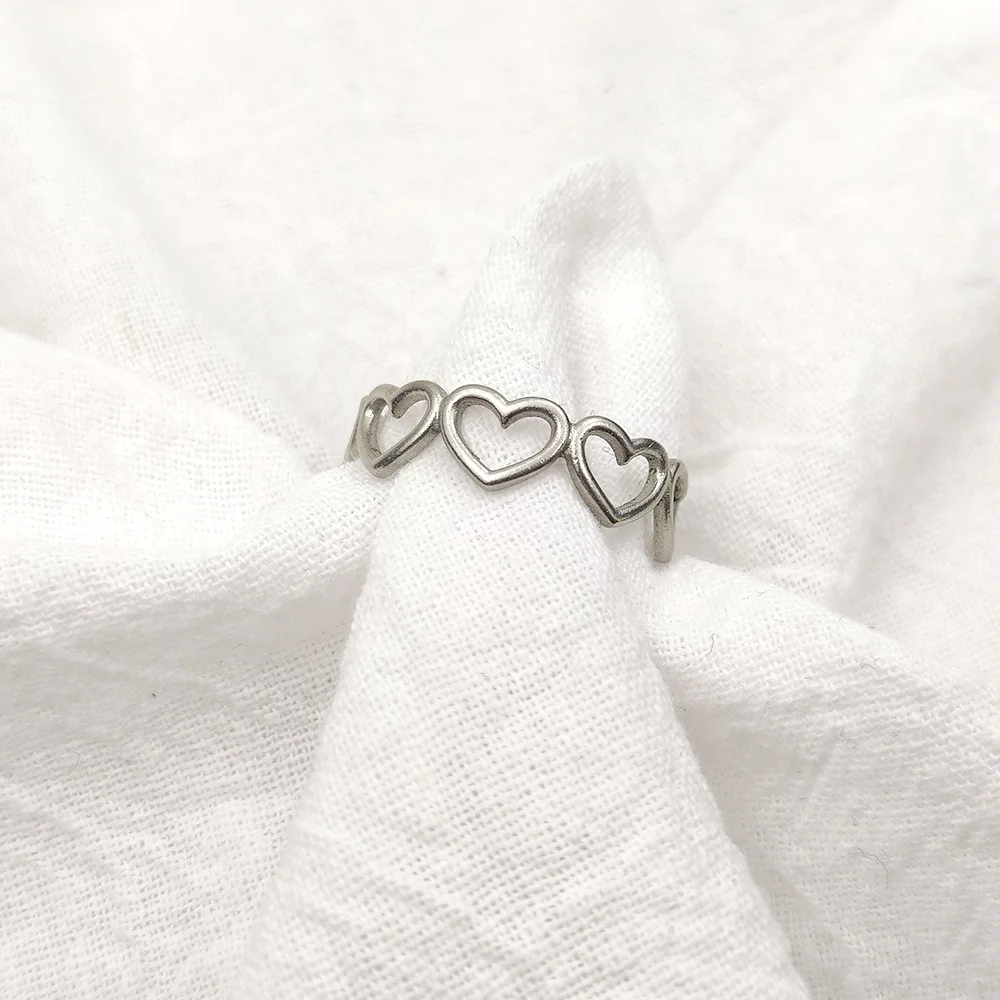 

Hot Romantic Heart Rings Men and Women Personalized Fashion Adjustable Stanless Steel Gold Ring Jewelry Wedding Beautiful Gift