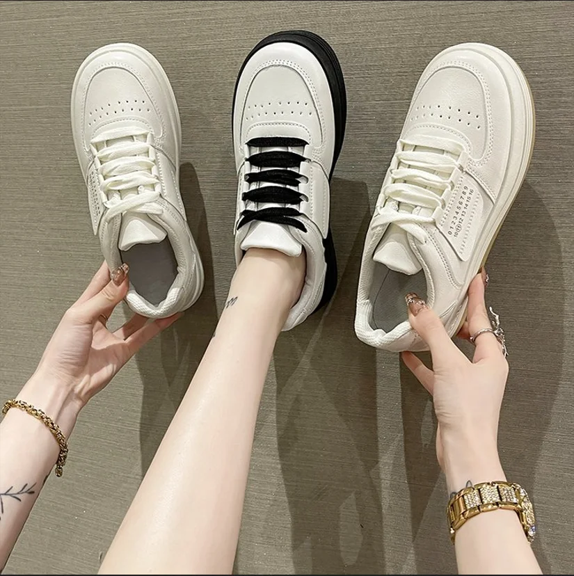 

2022 Ladies Flat Shoes New Fashion Ladies Flat Sneakers Breathable Travel