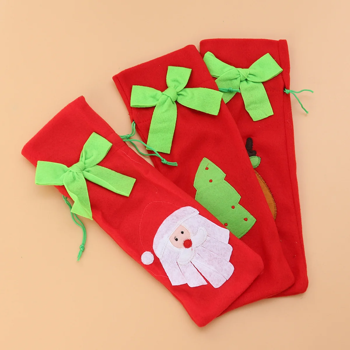 

3pcs Christmas Santa / Deer / Tree Pattern Drawstring Bottle Bag Gift Pouch Wrap (Red)