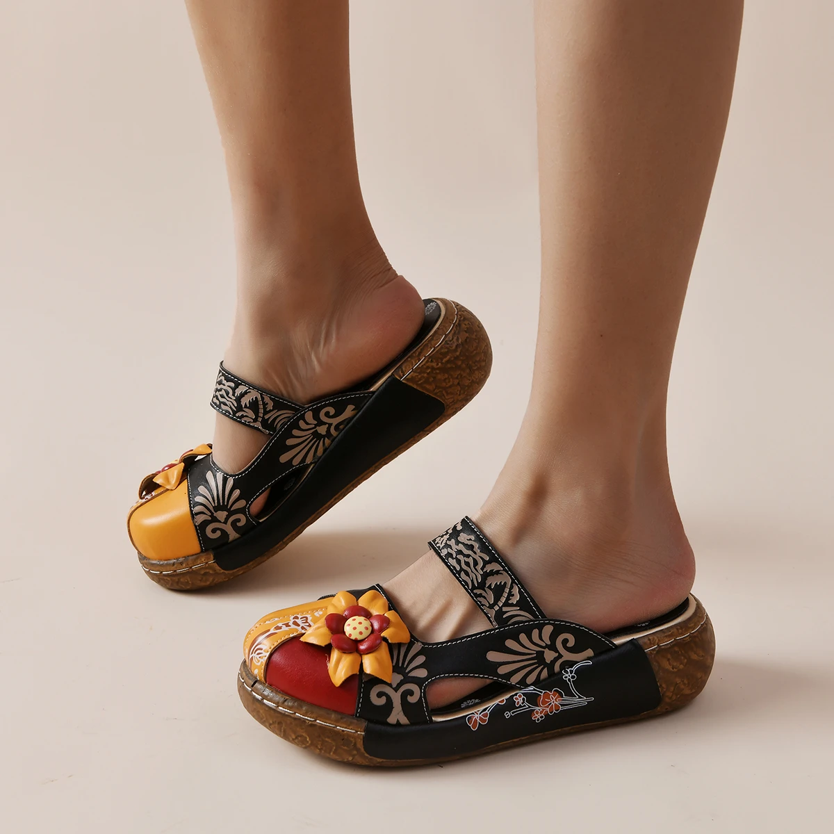 Summer Slippers Casual Vintage Flats Women Printed Leather Boho Beach Sandals Flowers Hollow Out Slip-On Platform Shoes Zapatos