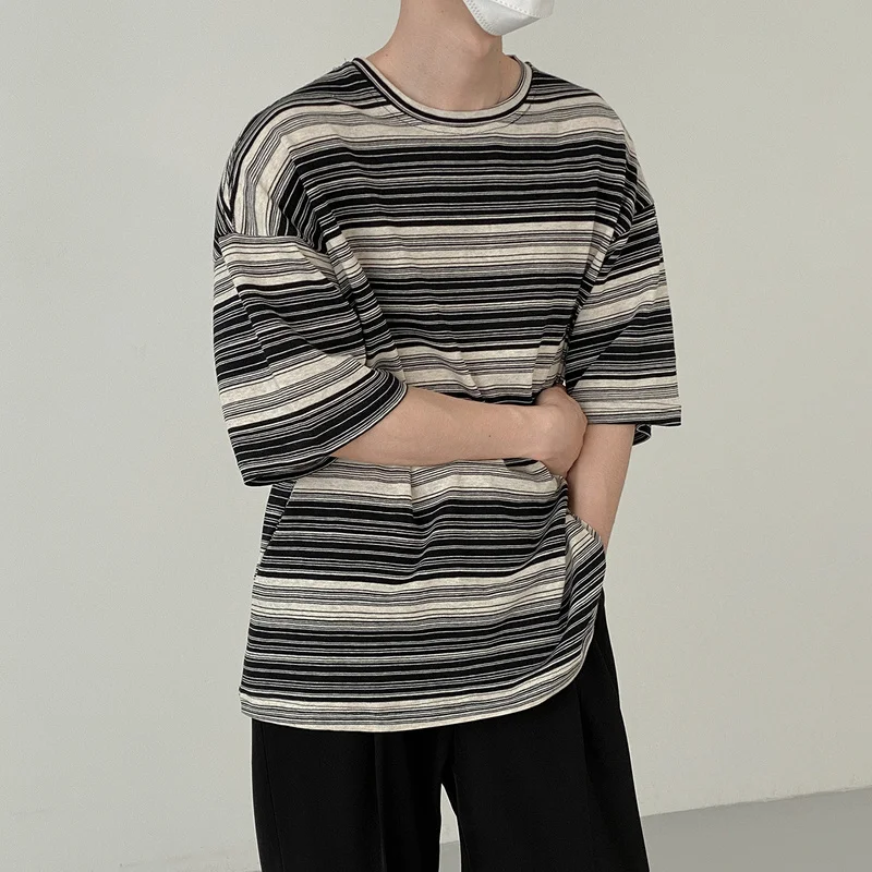 

Полосатая Мужская футболка индивидуального дизайна, Повседневная футболка, новинка 2022, корейская мода, свободные дышащие летние топы с кор...