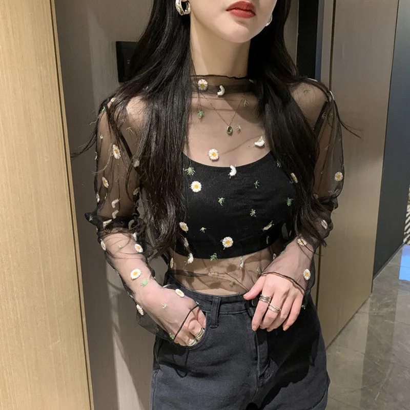 

Женская Сетчатая футболка с вышивкой, прозрачная тонкая прозрачная футболка с длинными рукавами и цветочной маргариткой, лето