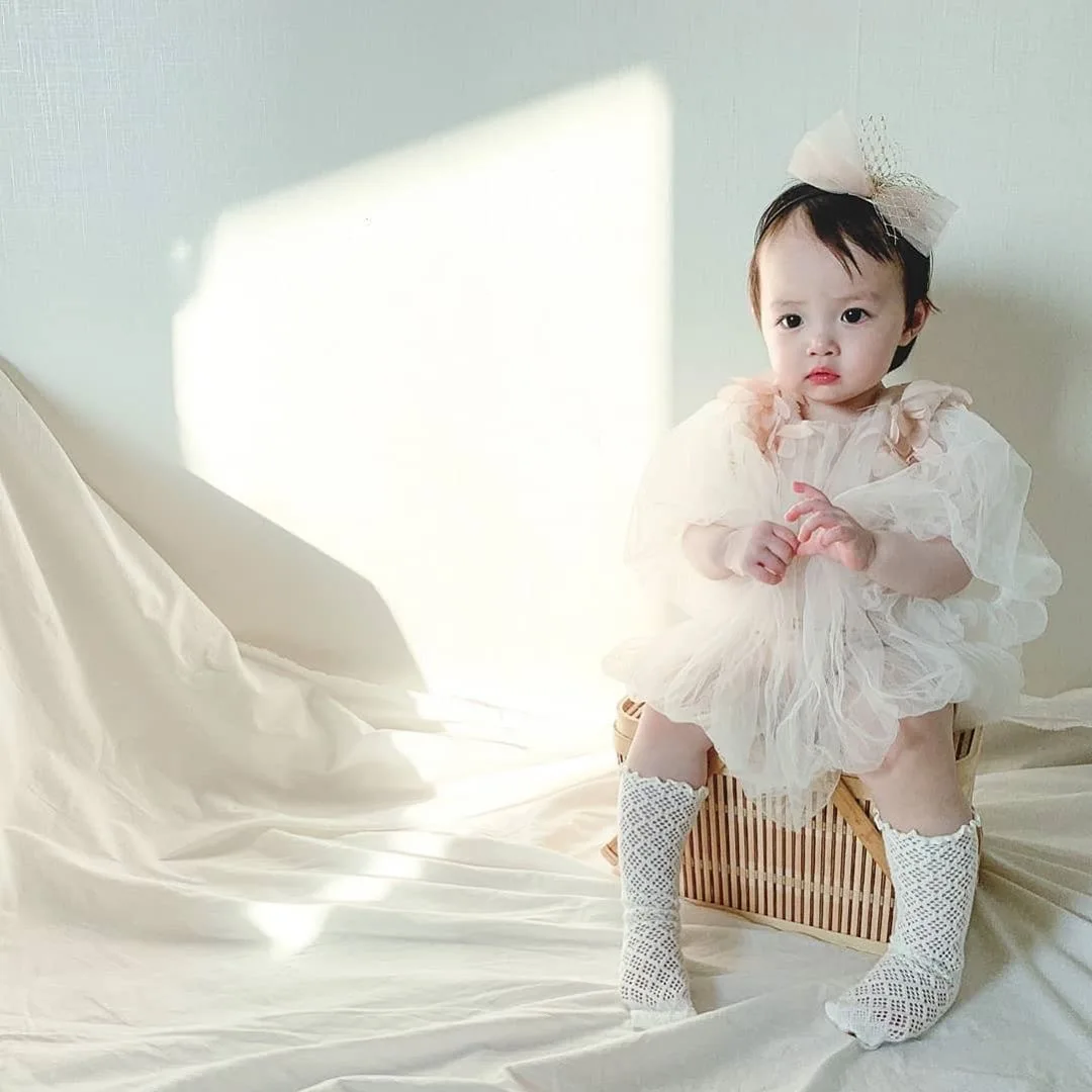 

Baby Girls Costumes Summer Petal Half Sleeve Infant Baby Romper For Girls Clothing Toddler Girls Mesh Tulle Jumpsuit