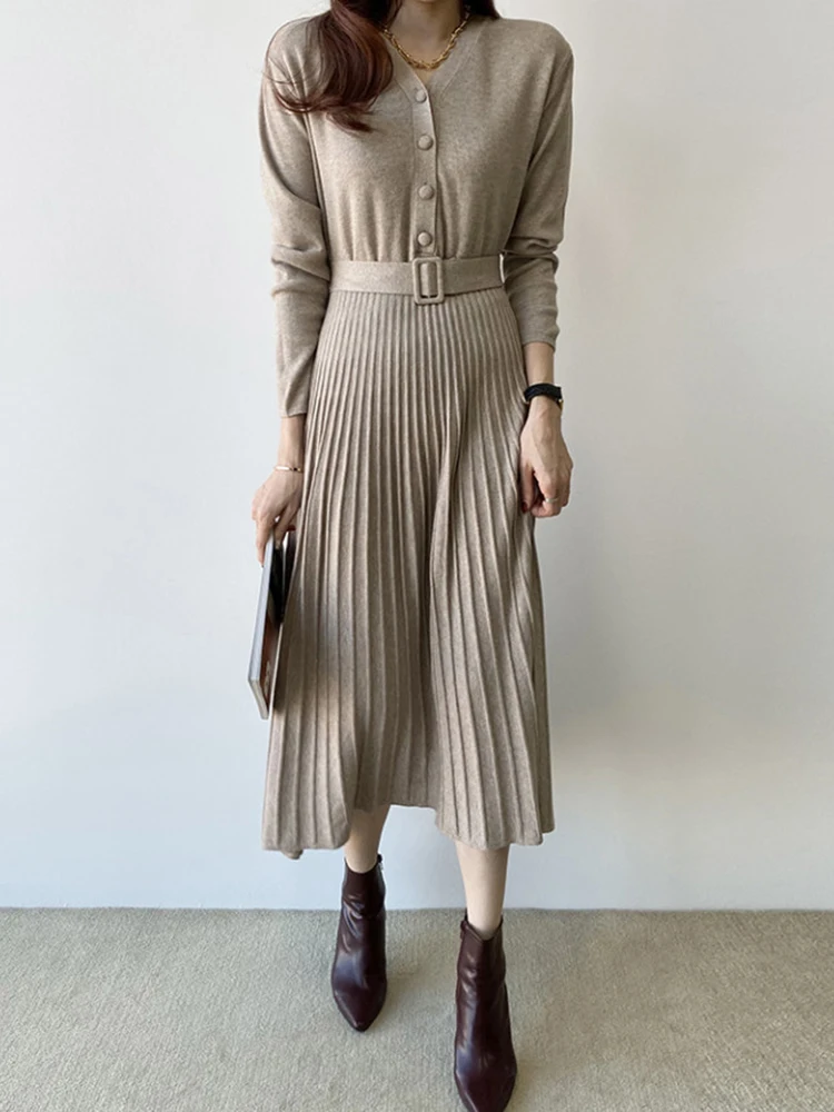 

Vintage V-Neck Thicken Sweater Knitted Midi Dress Women Belted Female A-line Soft Long Dresses Korea Elegant Autumn Winter 2022