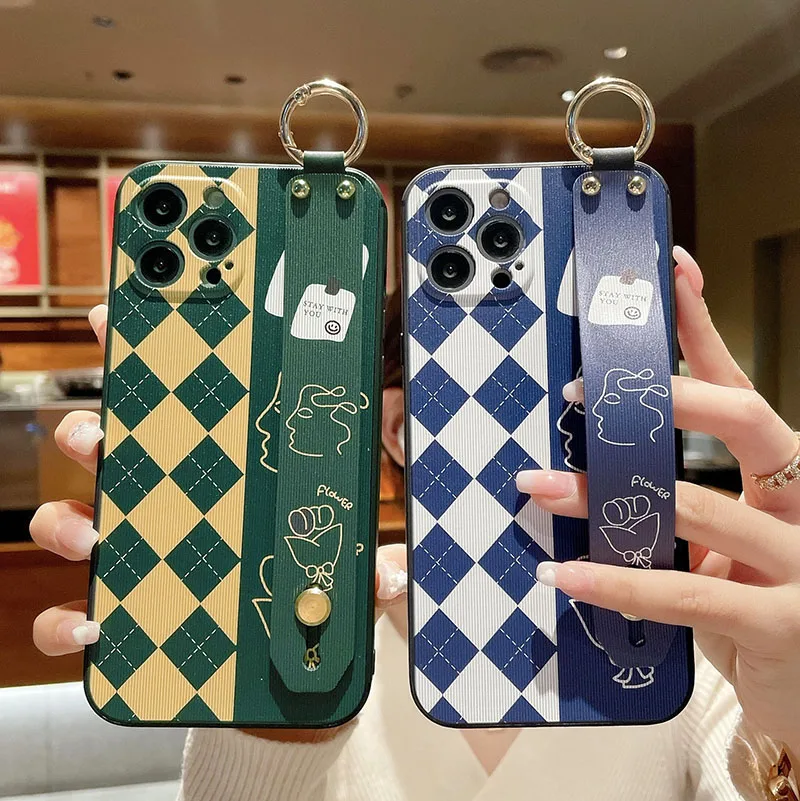 

Geometric Case Galaxy S22 Plus Diamond Love Heart Wristband Stand Cover for Samsung S21+ S20 FE S10 S9 S8 Note 20 Ultra 10 Lite