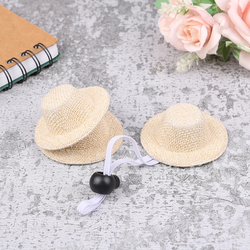 

1 шт., 1/12 мини-кукольная шляпа, Солнцезащитная шляпа, миниатюрная соломенная шляпа с эластичным ремешком, украшение для кукольного домика, ак...