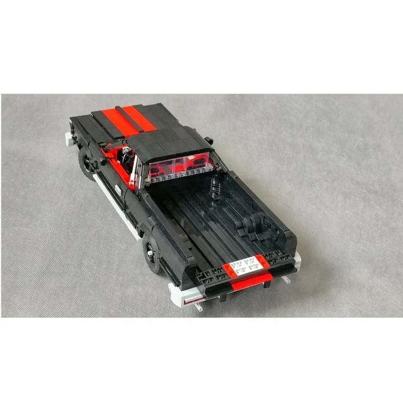 Классический конструктор черный суперкар модель 1580 детали Детский на день