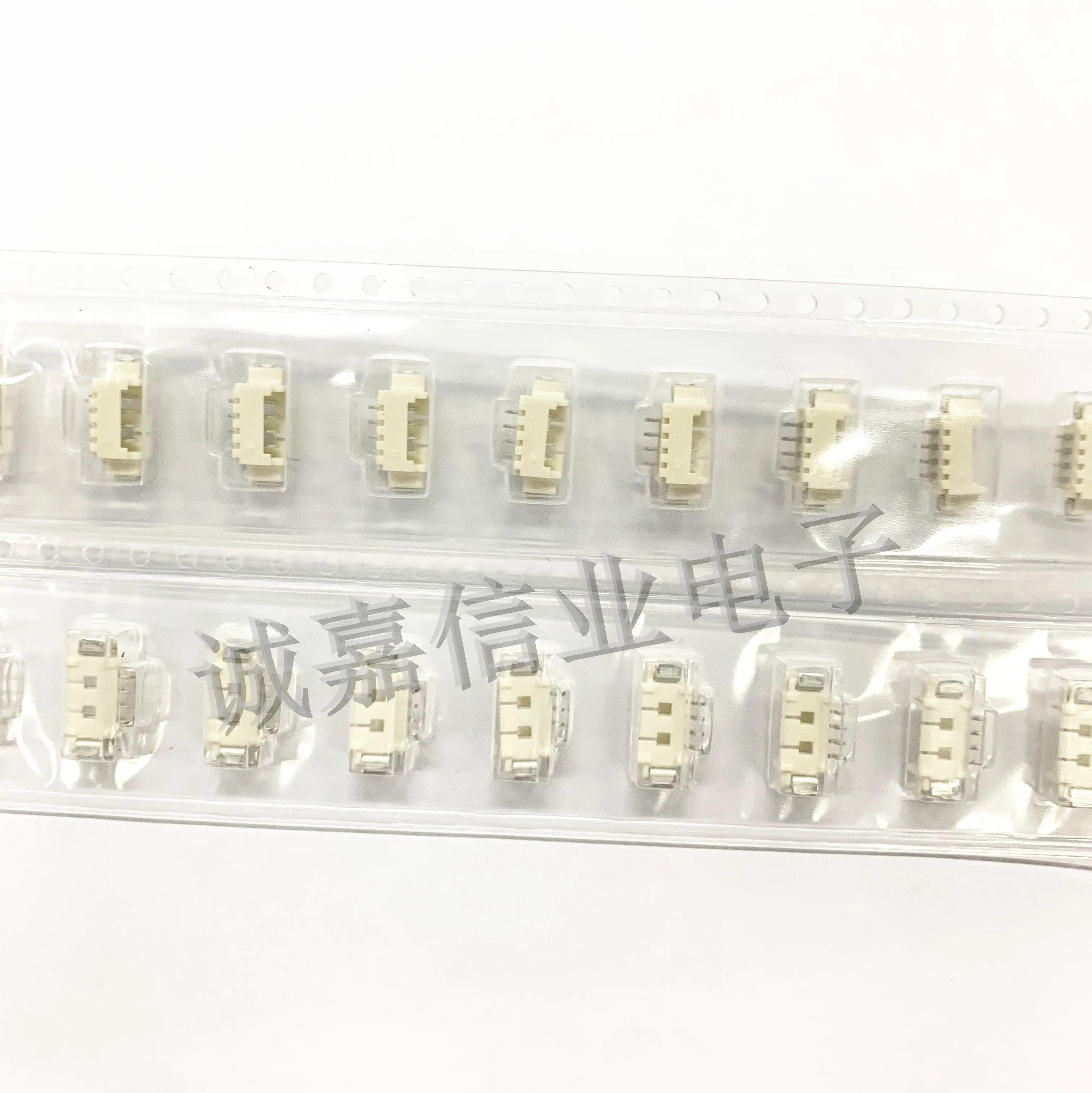 10 шт./партия, коннекторы и корпусы проводов 53261-0471 0532610471 мм HDR 4 CKT прямой угол, 4 положения, Рабочая температура:- 40C-+ 105C