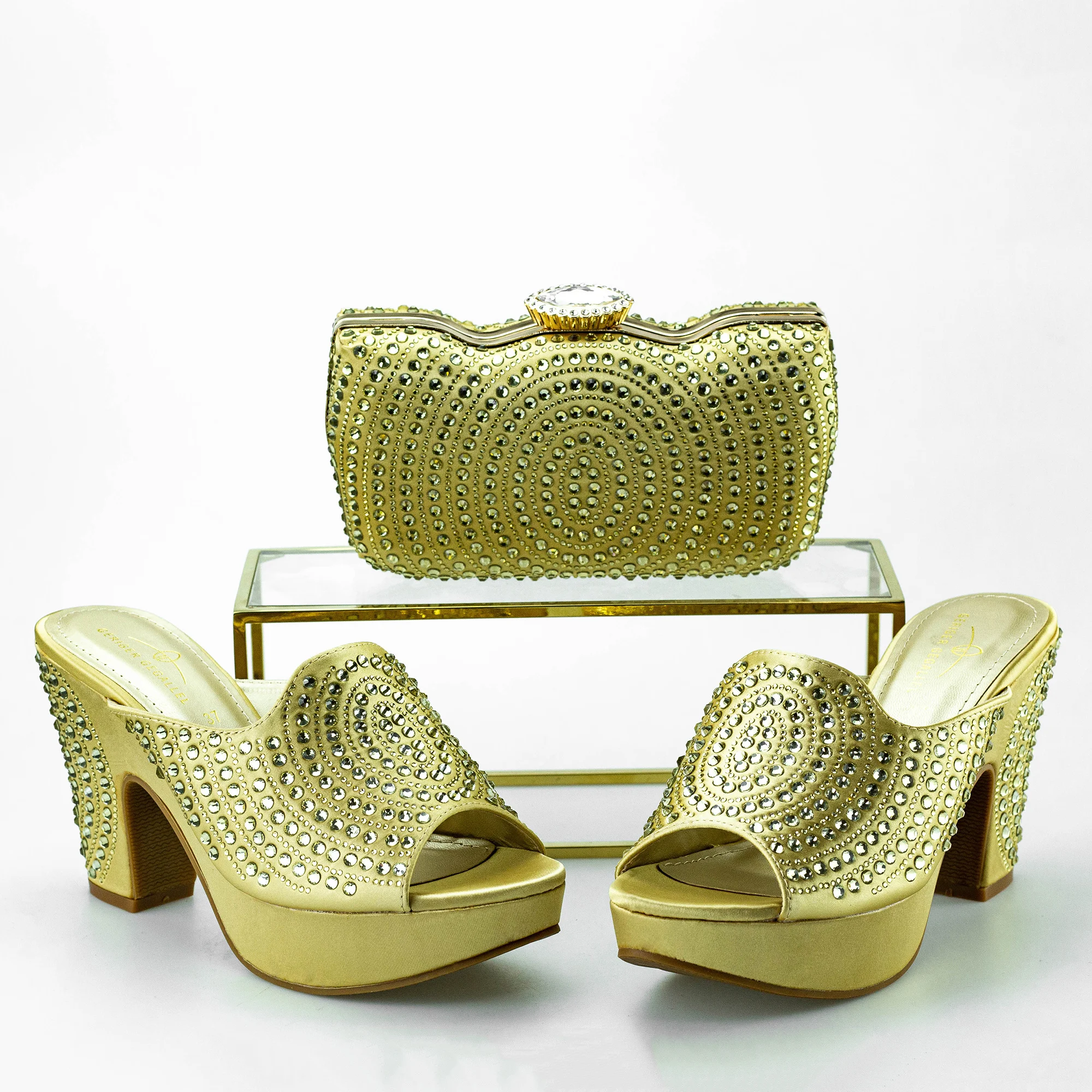 Runway Luxury Wedding Pumps Heels with Purse Italian Stylish Shoe and Bag Set Dress Shoes with Clutch Purse Matching Set Lady