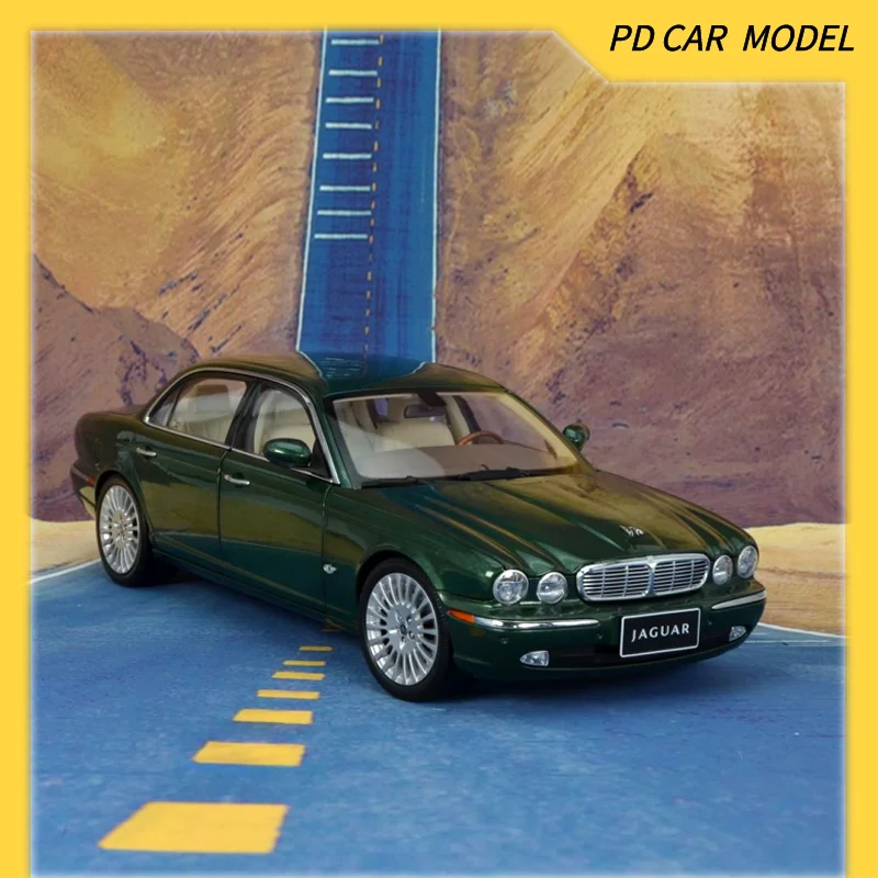 Практически реальная Коллекционная модель в масштабе 1:18 для подарка Jaguar XJ6 (X350)