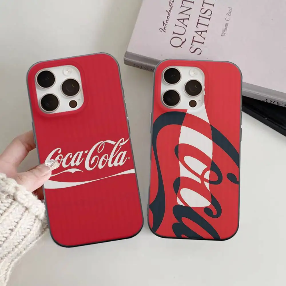 Фото Ретро-чехол для телефона C-Coca C-Cola для iPhone 11 12 13 14 15 16 17 Pro Max PLUS Pro, волнистый силиконовый чехол с рельефной текстурой №2