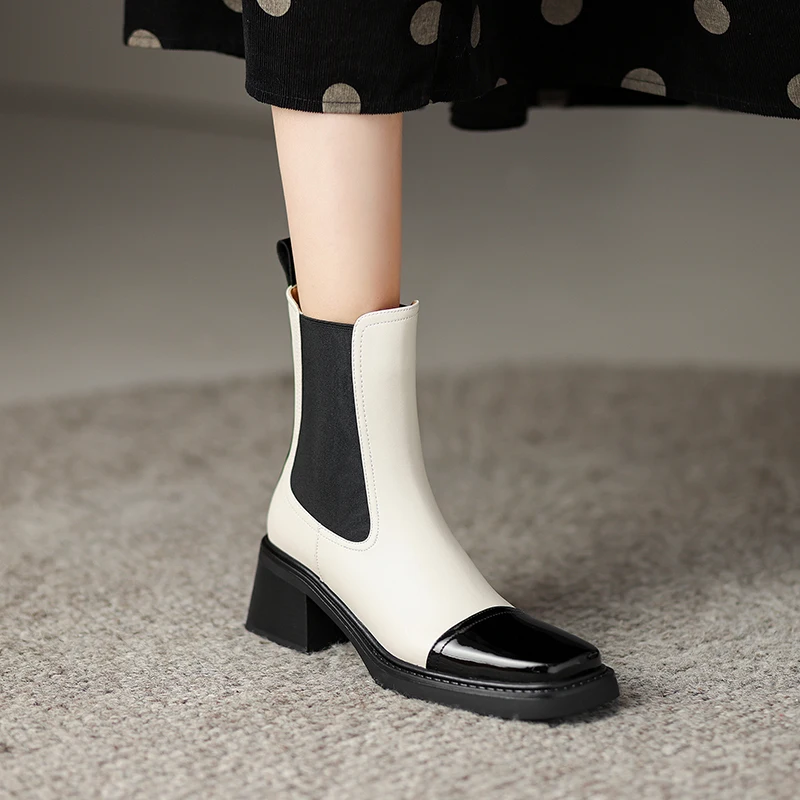 

2022 Autumn And Winter New Women's Ankle Boots Black And White Color Matching Chelsea Boots Fashion Thick-soled Women's Shoes