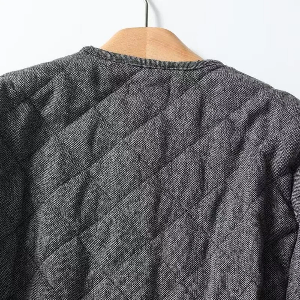 Женская стеганая тонкая хлопковая куртка с круглым вырезом и ромбовидной сеткой