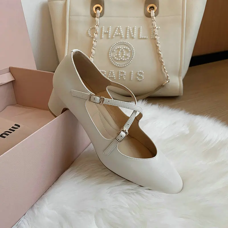 Туфли-лодочки женские из натуральной овечьей кожи с перекрестными ремешками