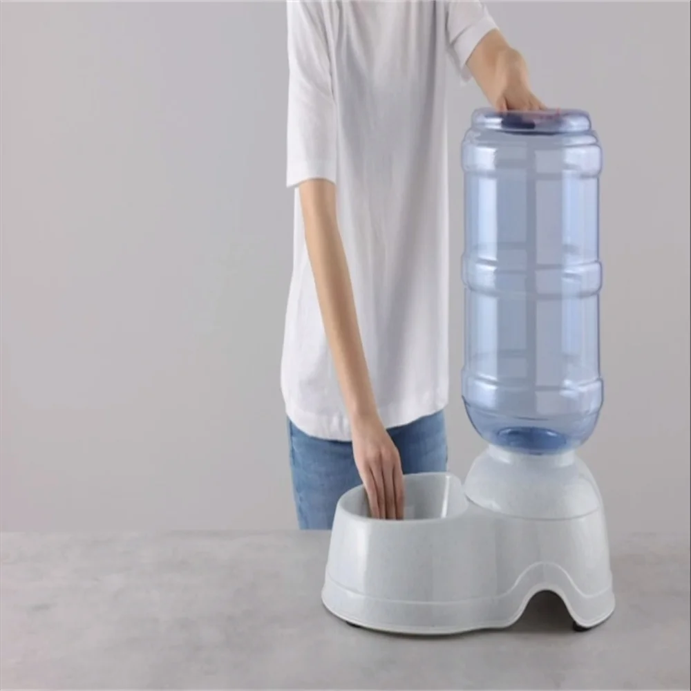 

pet water product hot sale super quiet oem cat food dispenser cat feeder