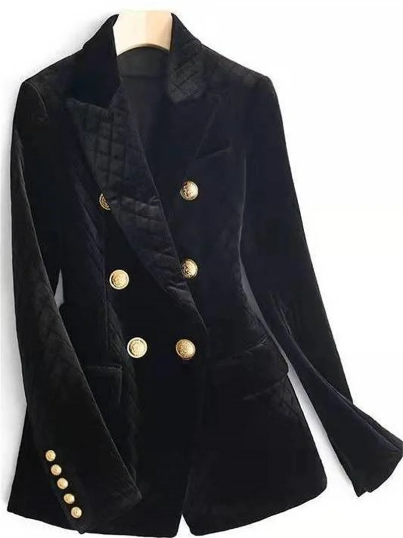 Женское двухрядное бархатное пальто с металлическими пуговицами