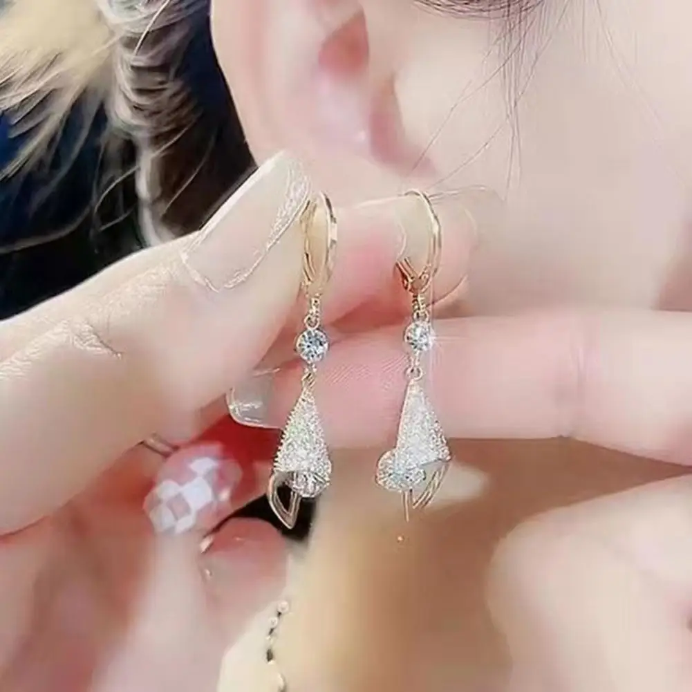 

1 Pair Dangle Earrings Excellent Elegant Ultra-Light Birthday Gift Women Earrings Women Earrings