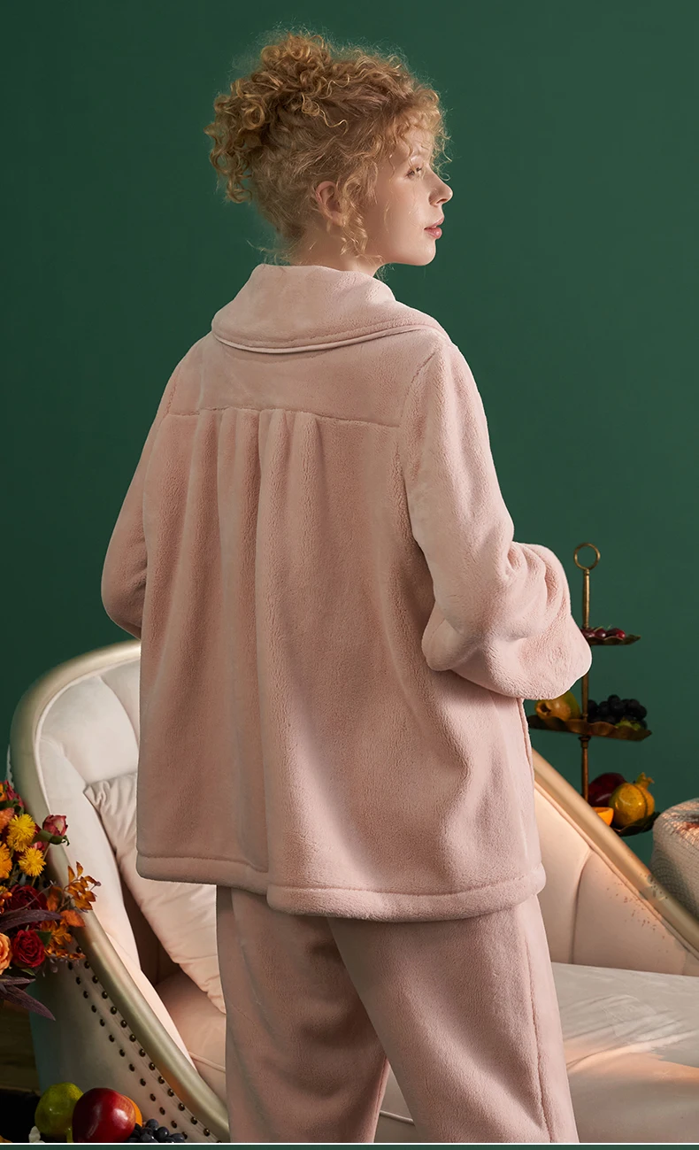 Рисунок 2 - Пижама зимняя женская домашняя