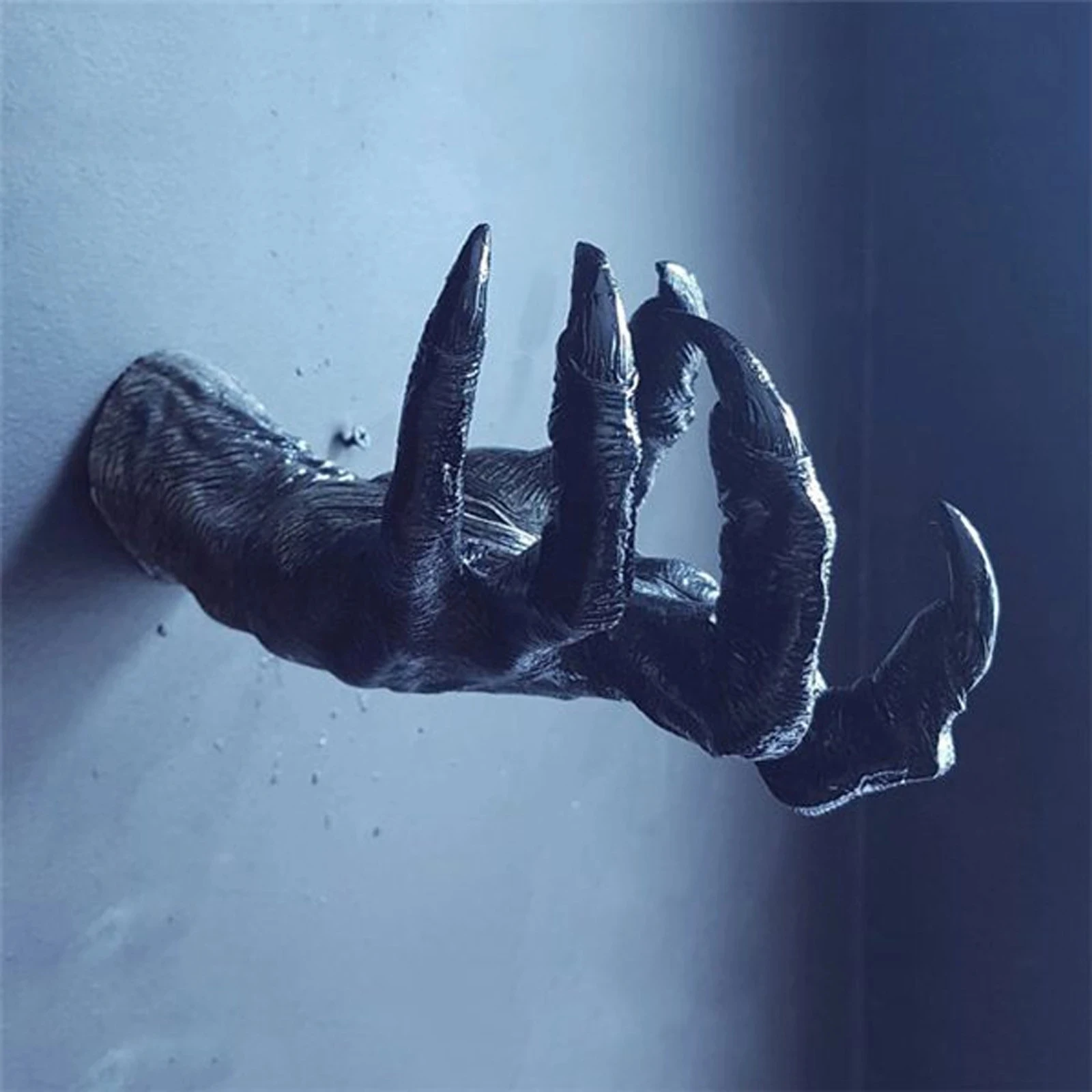 

Witch's Hand Witch Decor Wall Hanging Statues Creative Wall Decor Resin Aesthetic Art Sculpture Retro Wall Witch Hand Ornament