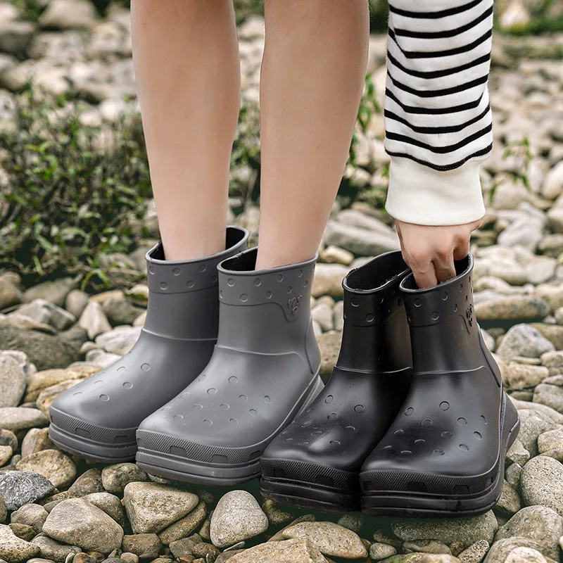 Новинка мужские модные водонепроницаемые резиновые сапоги до середины икры