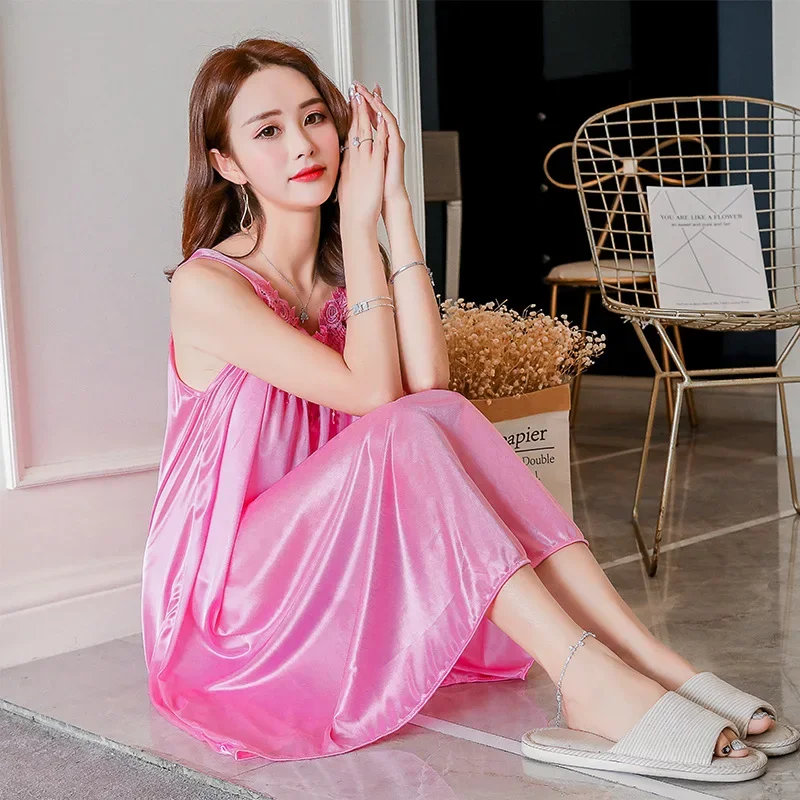 Лето 2024 однотонное сексуальное длинное платье без рукавов из ледяного шелка