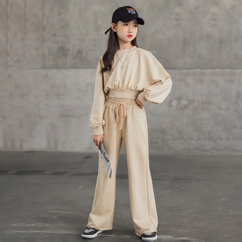 

Комплект одежды для девочек, весенний короткий топ с рукавами-фонариками, пуловер, прямые брюки, комплект из двух предметов, новинка 2023, детский спортивный костюм для подростков