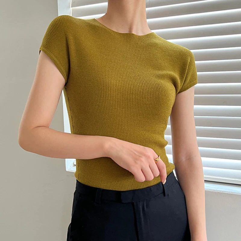 

2023 New Summer Ice Silk Shirt Slim Fit Bottoming Tops Short Sleeve Knitted Blouse Women Thin Clothes Solid Color Blusas 27175