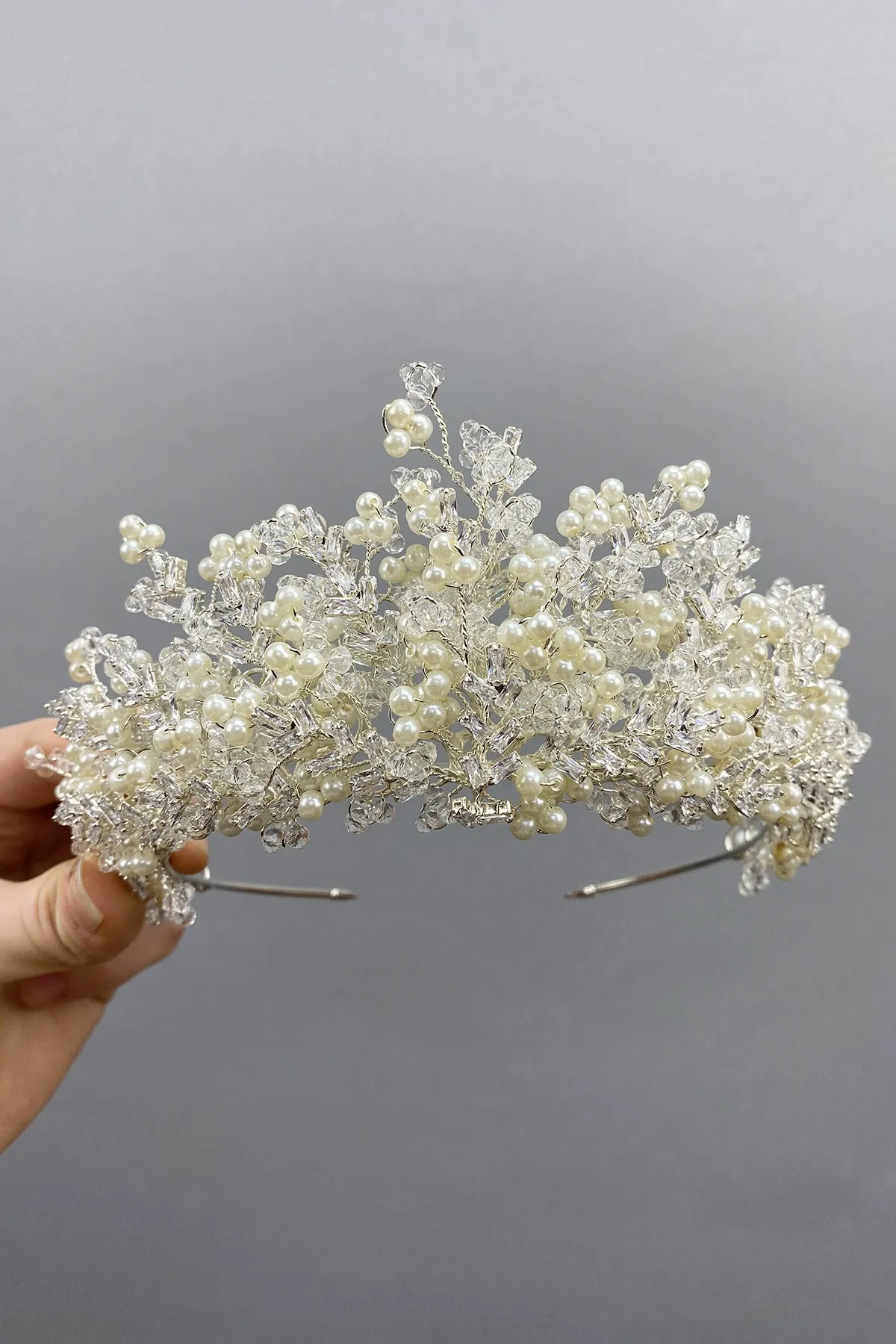 

Pearl Lavin Zircon Stone Bridal Crown