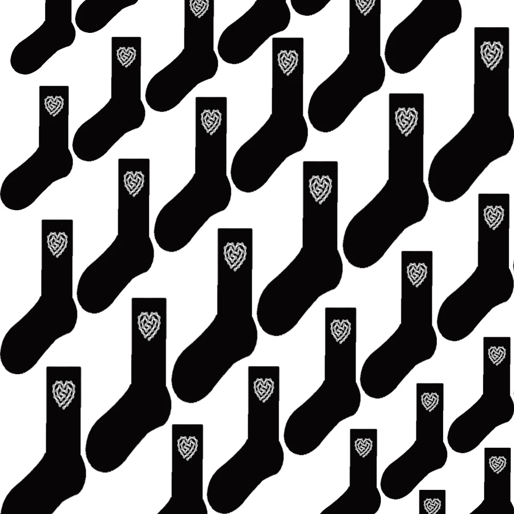 

Lightweight Breathable Cycling Socks Black and White Heart-shaped Silica Gel Technology Spring and Summer for Running Fitness