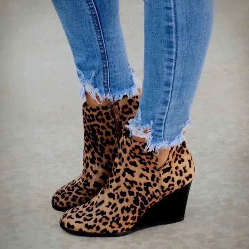 

Autumn and winter new flat wedge ankle boots women's retro Chelsea boots fashion high-heeled plus size women's boots