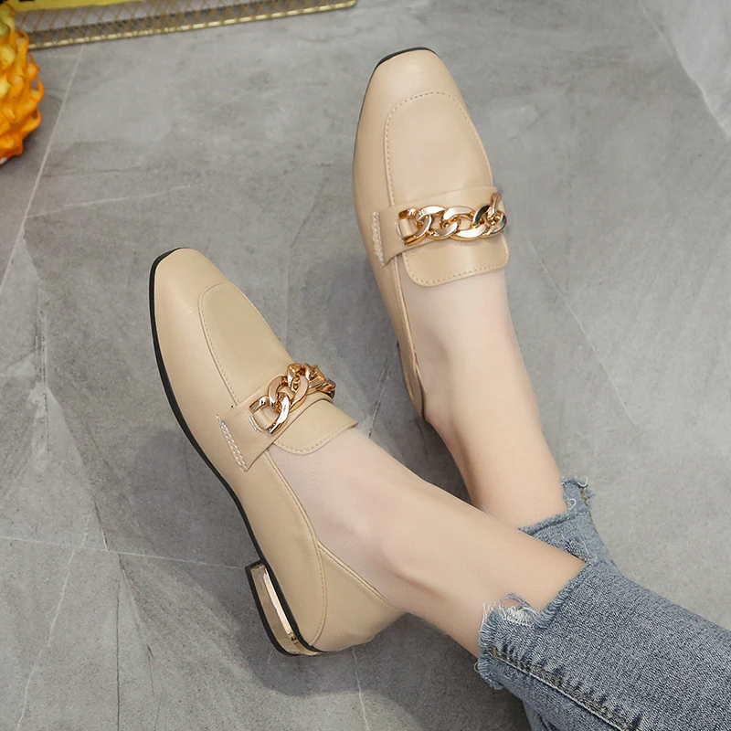 2022 spring and autumn fashion British style retro square head metal decorative women's shoes PU casual student flat shoes