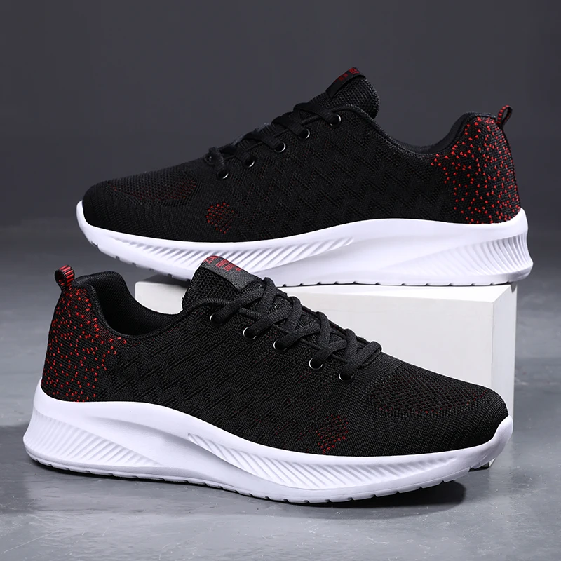 New Fashion Light Men's Running Shoes Breathable Mesh Comfortable Men's Sneaker Outdoor Jogging Non Slip Spring Men's Shoes 2022