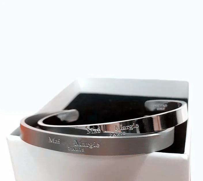 Luxury Margiela MM6 Bracelets Bangles Fashion Titanium Steel Classic MM Open-ended Couple Personalized Pulseras Jewelry Joyas
