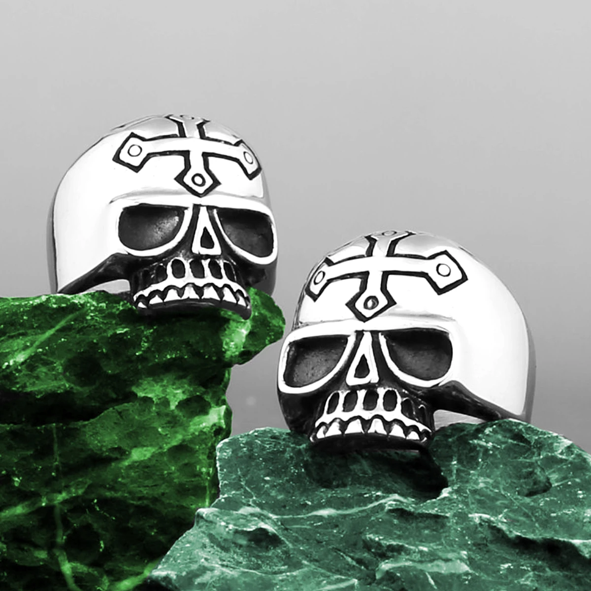 

Stainless Steel Cross Skull Ring Men's Neo-Gothic Hip Hop Handmade Boutique Hip Hop Punk Biker Ring Jewelry Gift Wholesale